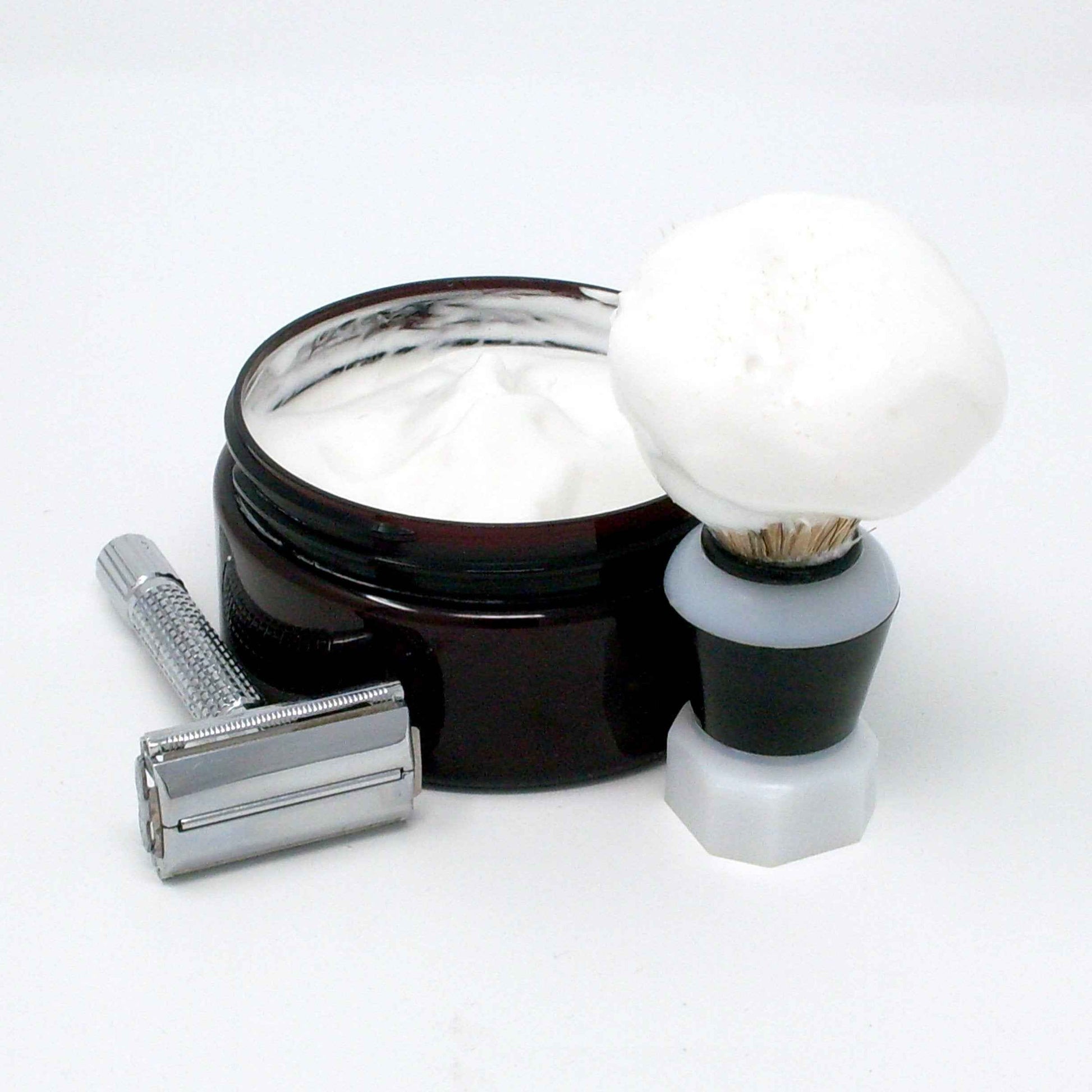 TSE for Men Urban Shaving Soap with Tallow and Shea Butter. Natural Ingredients for Rich Lather and a Smooth Comfortable Shave. Artisan 4.5 oz Semi-Soft Italian Style. Made in the USA.