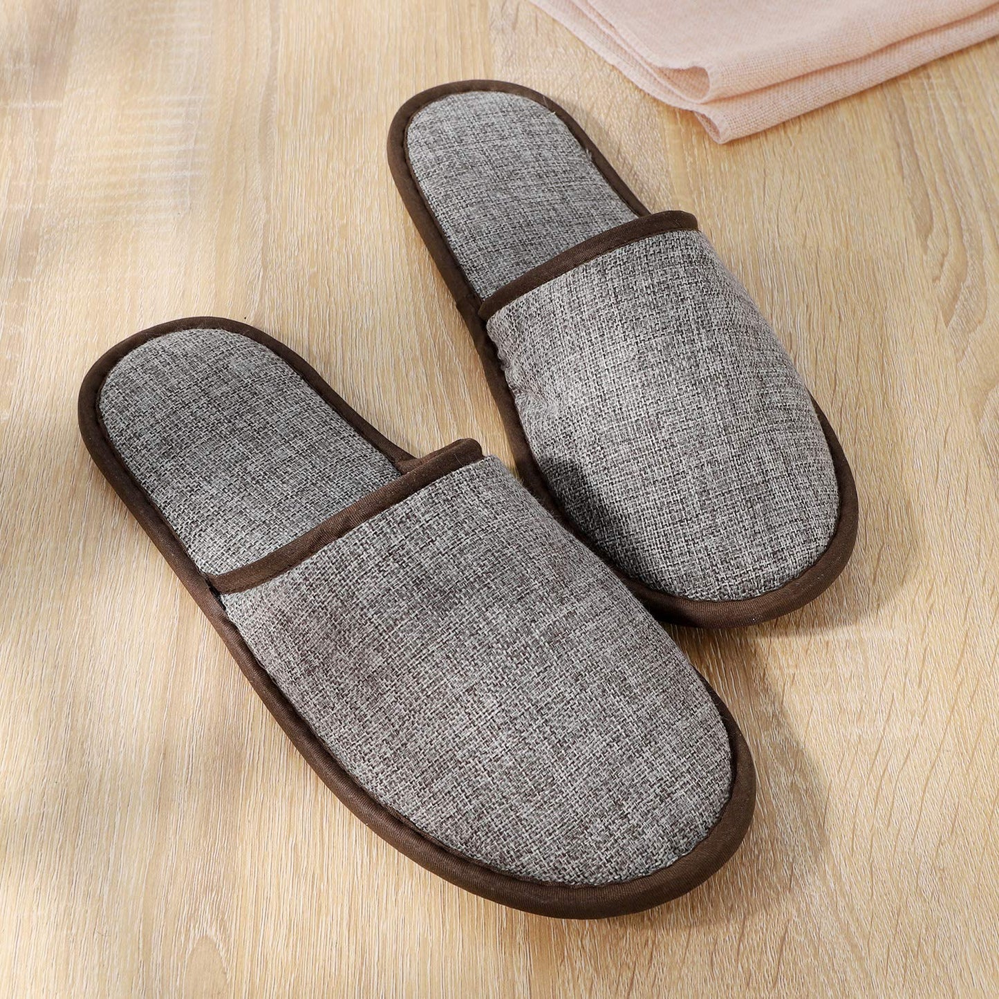 Ibluelover Portable Travel Spa Slippers Foldable Flat Closed Toe Home Shoes with Non-Slip Sole Spa Hotel Slippers Washable Guest Room Cotton Indoor House Shoes Business Trip Flight Footwear