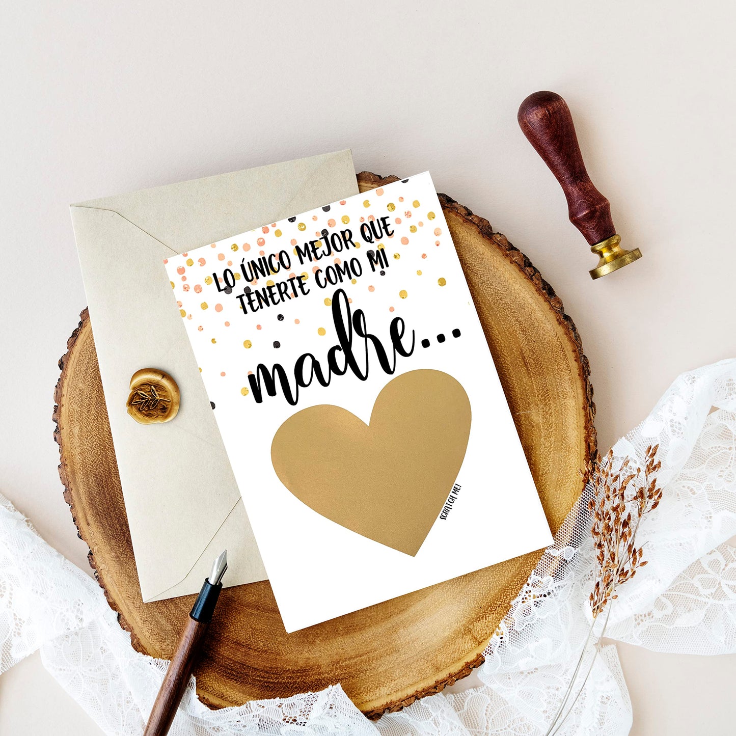 Spanish Pregnancy Scratch Off Card for Madre, Pregnancy Announcement Card for New Abuela From Daughter or Son, Reveal Card for Mom (Madre)