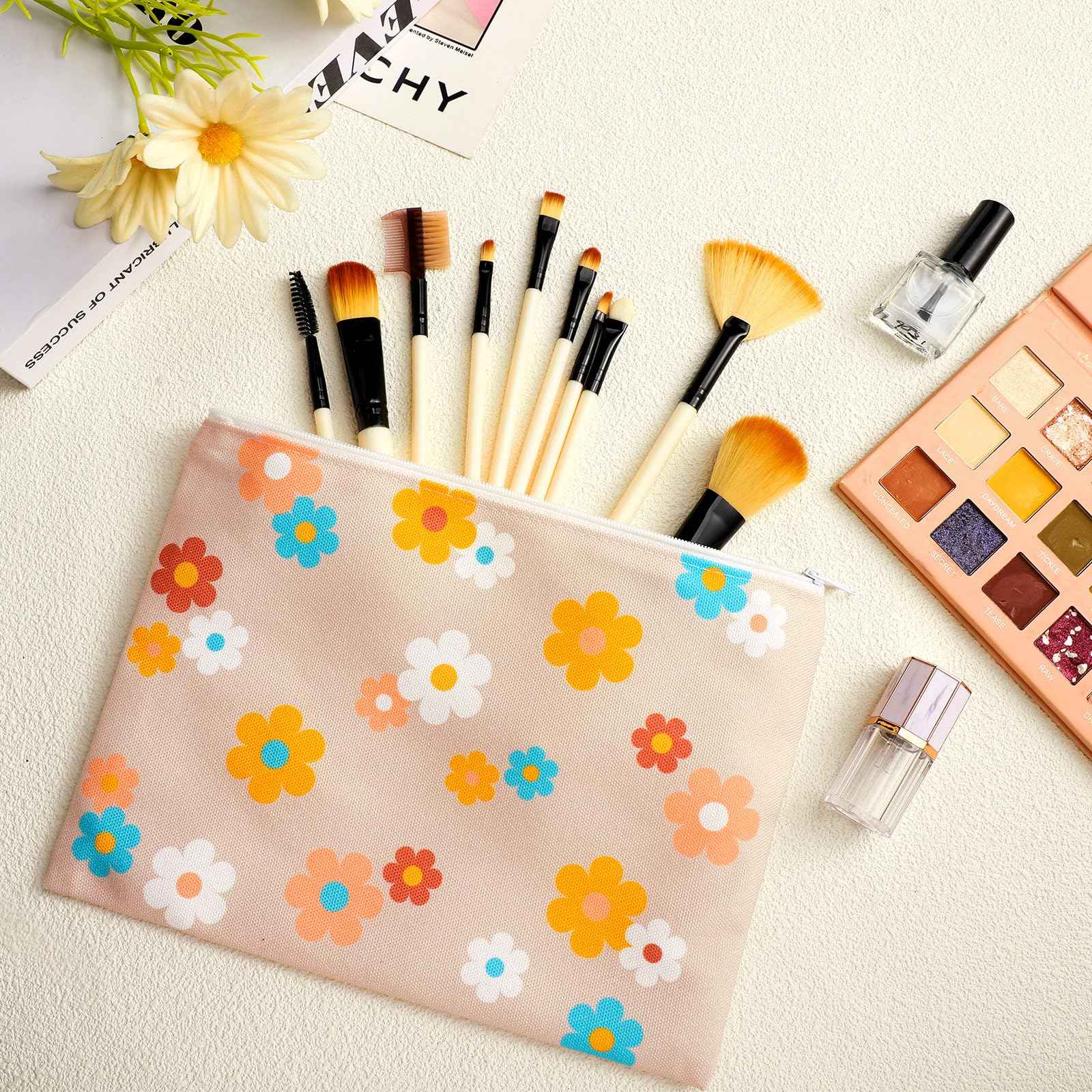 Kajaia 12 Pcs Daisy Floral Makeup Bags, Boho Zipper Cosmetic Pouch for Woman, Cosmetic Toiletry Bags Gifts Cute Portable Travel Purse Organizer Storage Pouch Daisy Party Favors for Autumn Thanksgiving