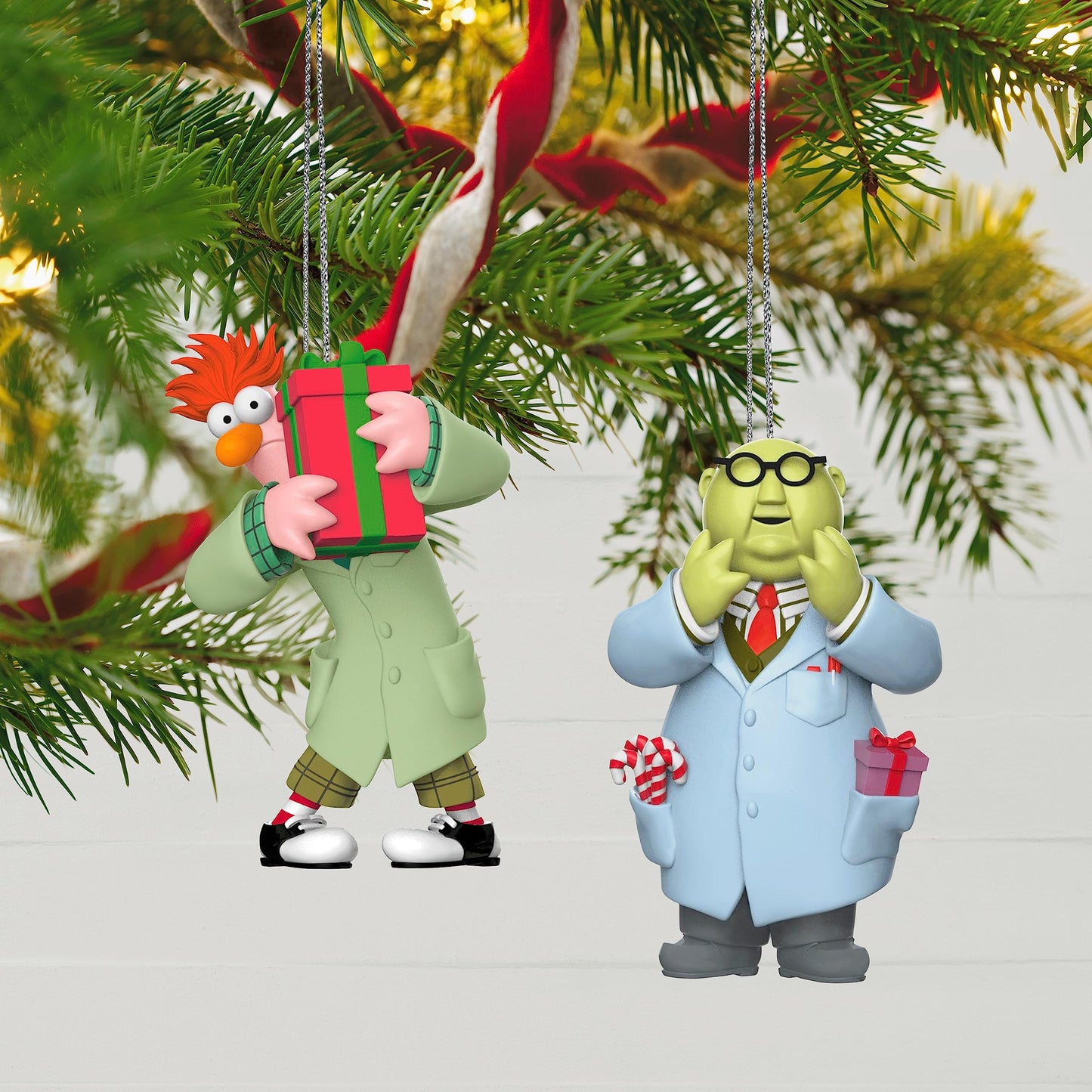 Hallmark Keepsake Christmas Ornaments 2023, Disney The Muppets Dr. Bunsen Honeydew and Beaker, Set of 2, Gifts for Muppets Fans