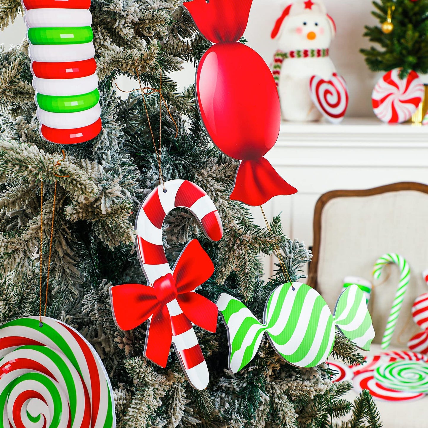 20 Pcs Christmas Outdoor Yard Signs Ornaments Double Sided Christmas Peppermint Candy Gingerbread Hanging Ornament Large Candy Yard Decoration Christmas Tree Decorations for Candy Party(Candy Style)