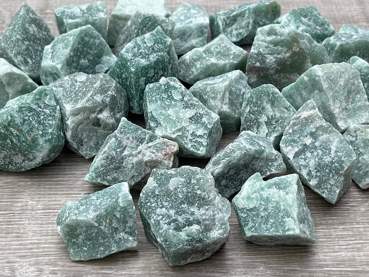 GAF TREASURES Wholesale Raw Green Aventurine Crystals, Natural Green Aventurine Stone, Rough Green Aventurine Crystals, Healing Crystals (Green Aventurine, 0.25 Pound)