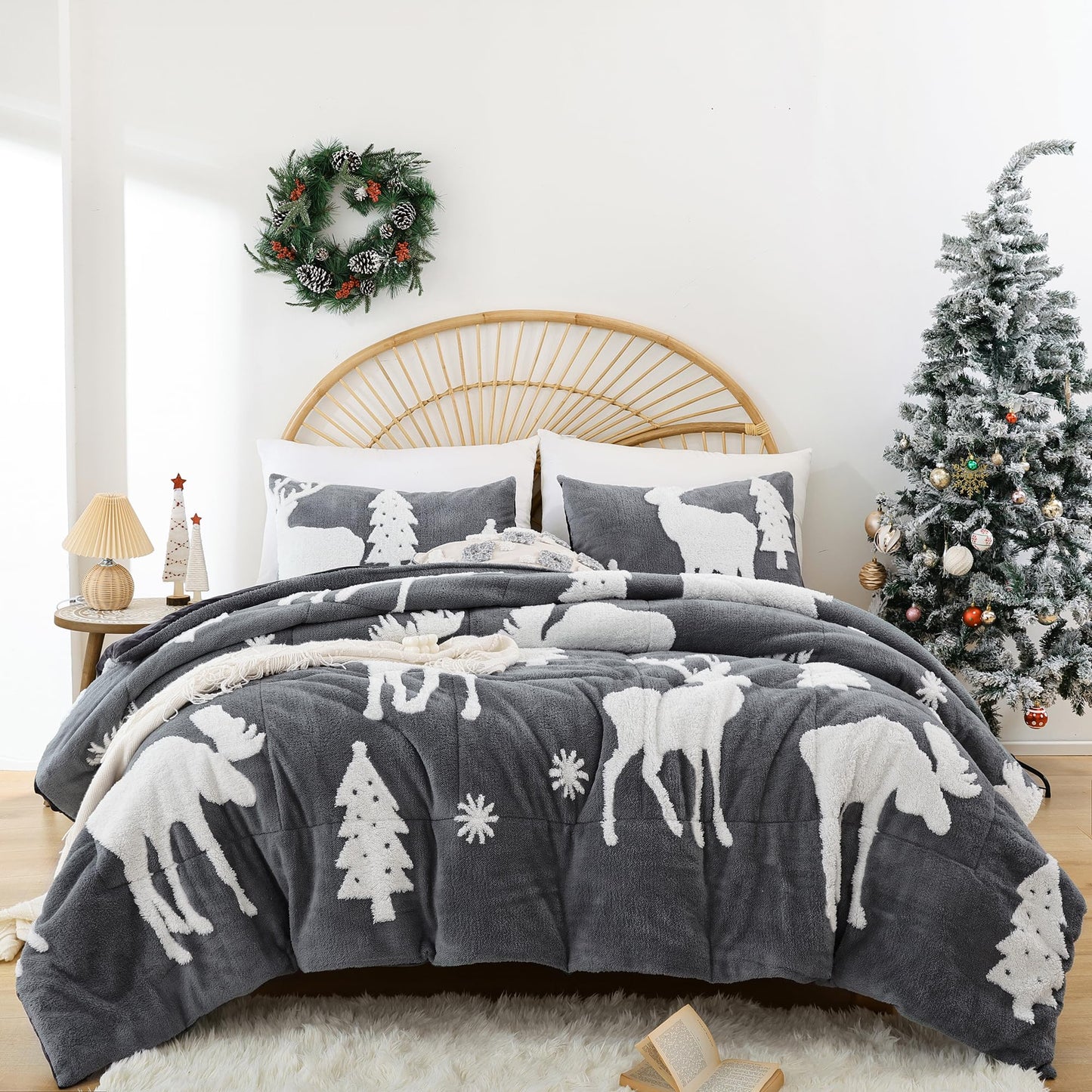 JANZAA Christmas Bedding Queen Comforter Set with Christmas Tree and Deer Stereoscopic on Grey Comforter Soft Velvet Comforter Set