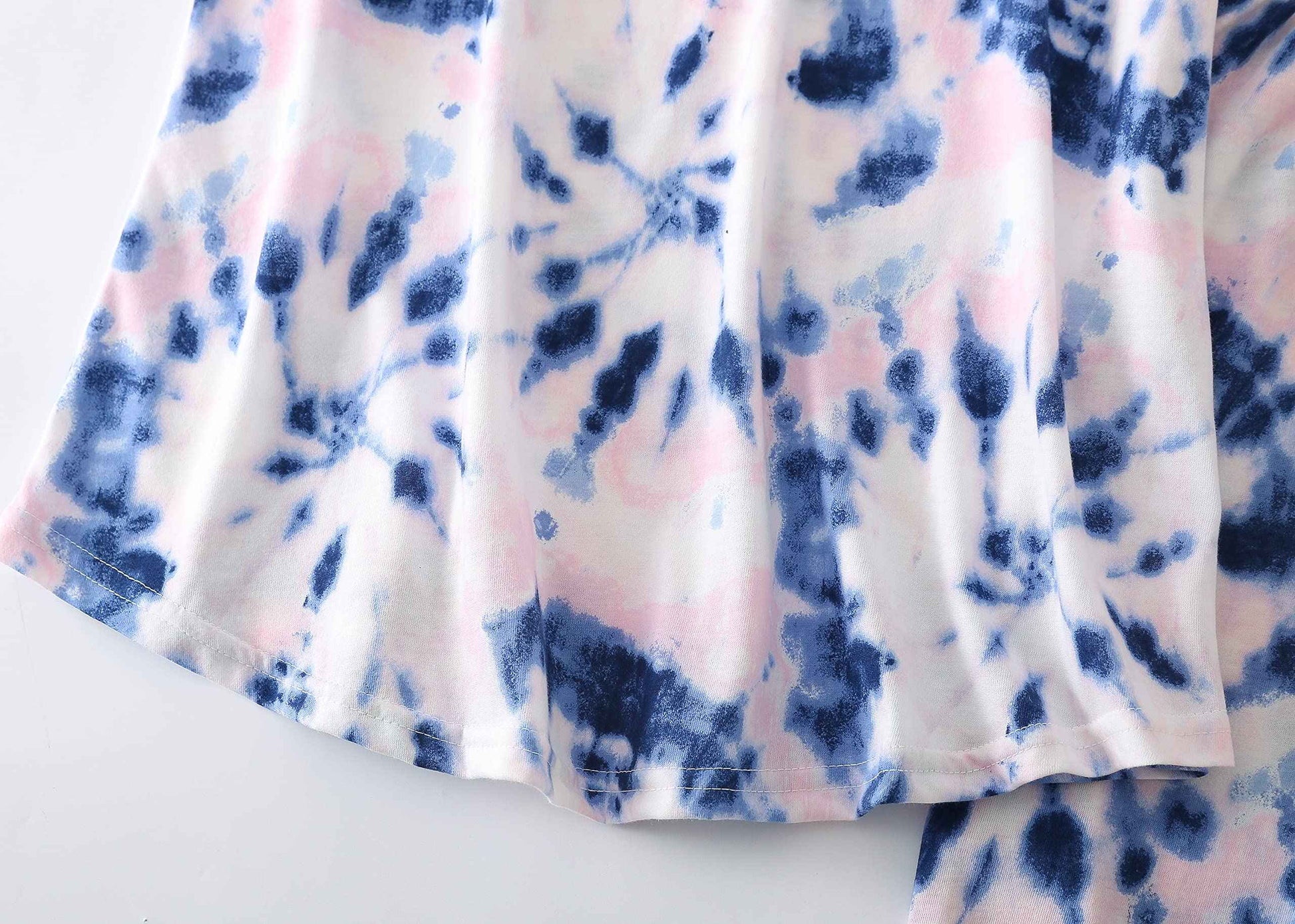 PNAEONG Women Pajama Set Sleepwear Tops with Capri Pants Casual and Fun Prints Pajama Sets Pink Blue 2XL