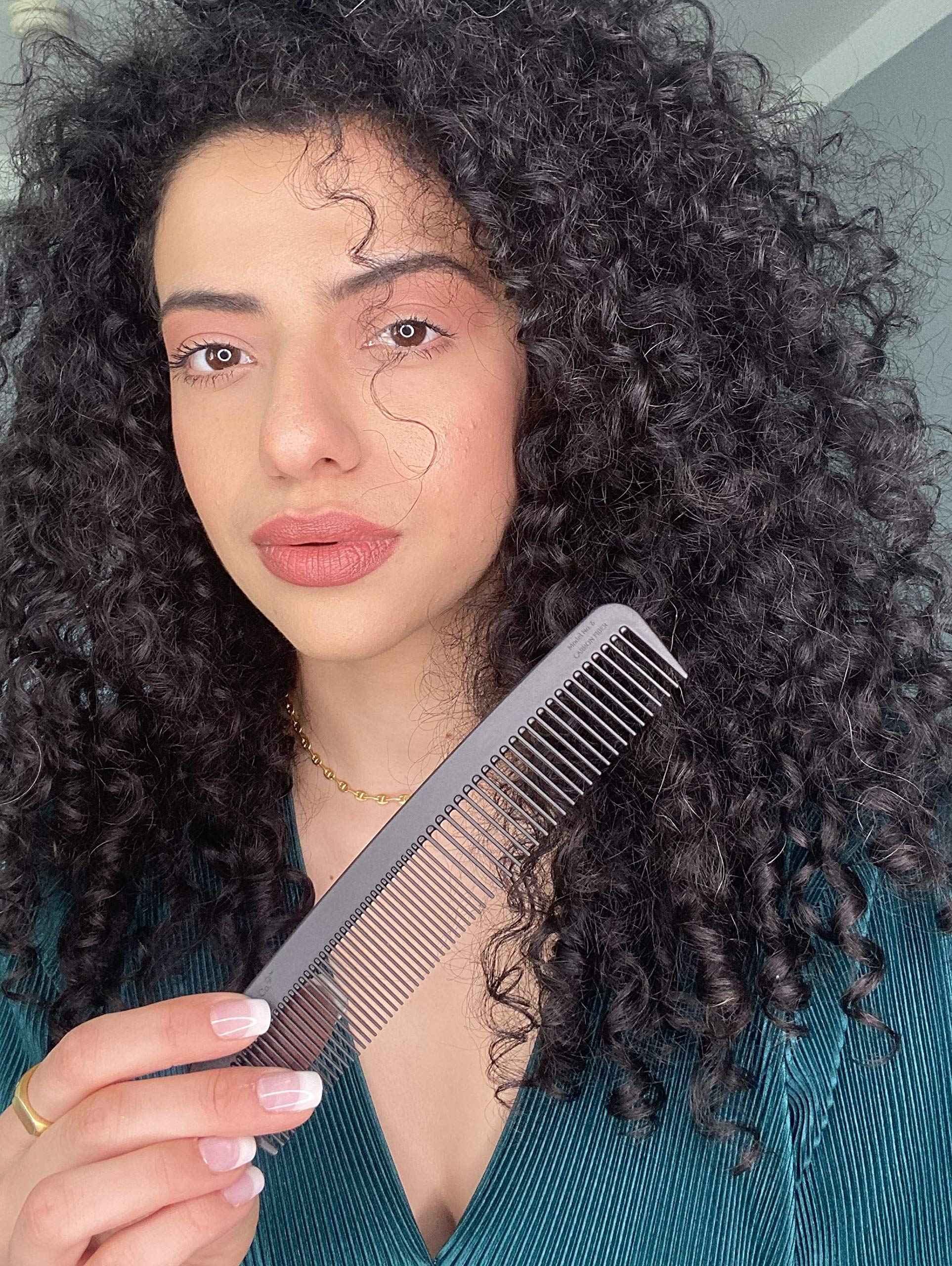 Chicago Comb Model 6 Carbon Fiber Comb + Dublin Black Horween leather sheath, Made in USA, ultimate styling comb, for men & women, smooth strong & light, anti-static, American-made leather case