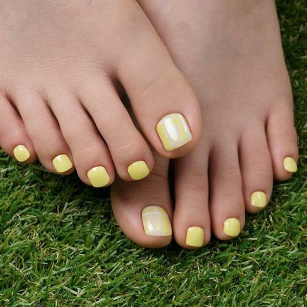 [K-Beauty] Gelato Factory Hatto Hatto Fit Pedi Basic #Yellow Check