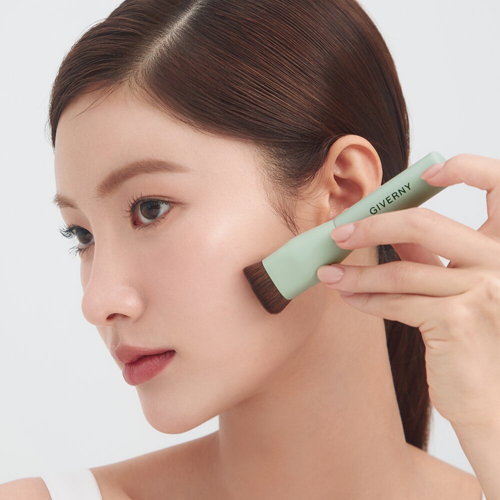 [K-Beauty] Giverny Milchak Foundation Special Set (Original Product+Brush)